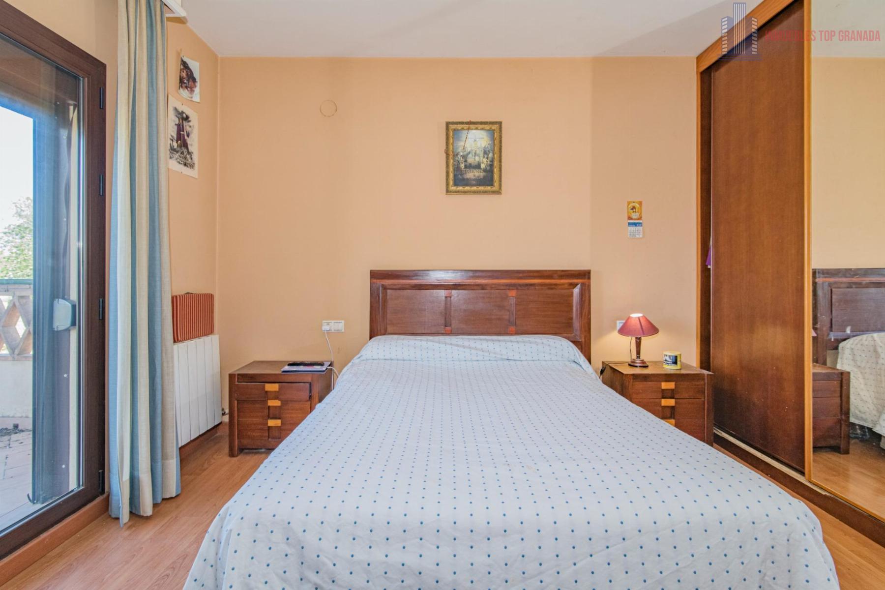 For sale of chalet in Las Gabias