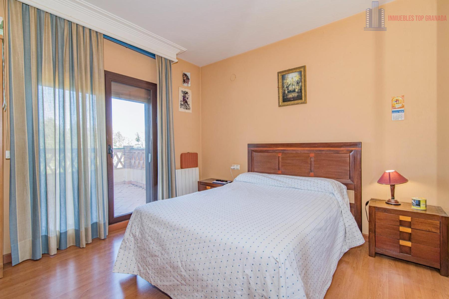 For sale of chalet in Las Gabias