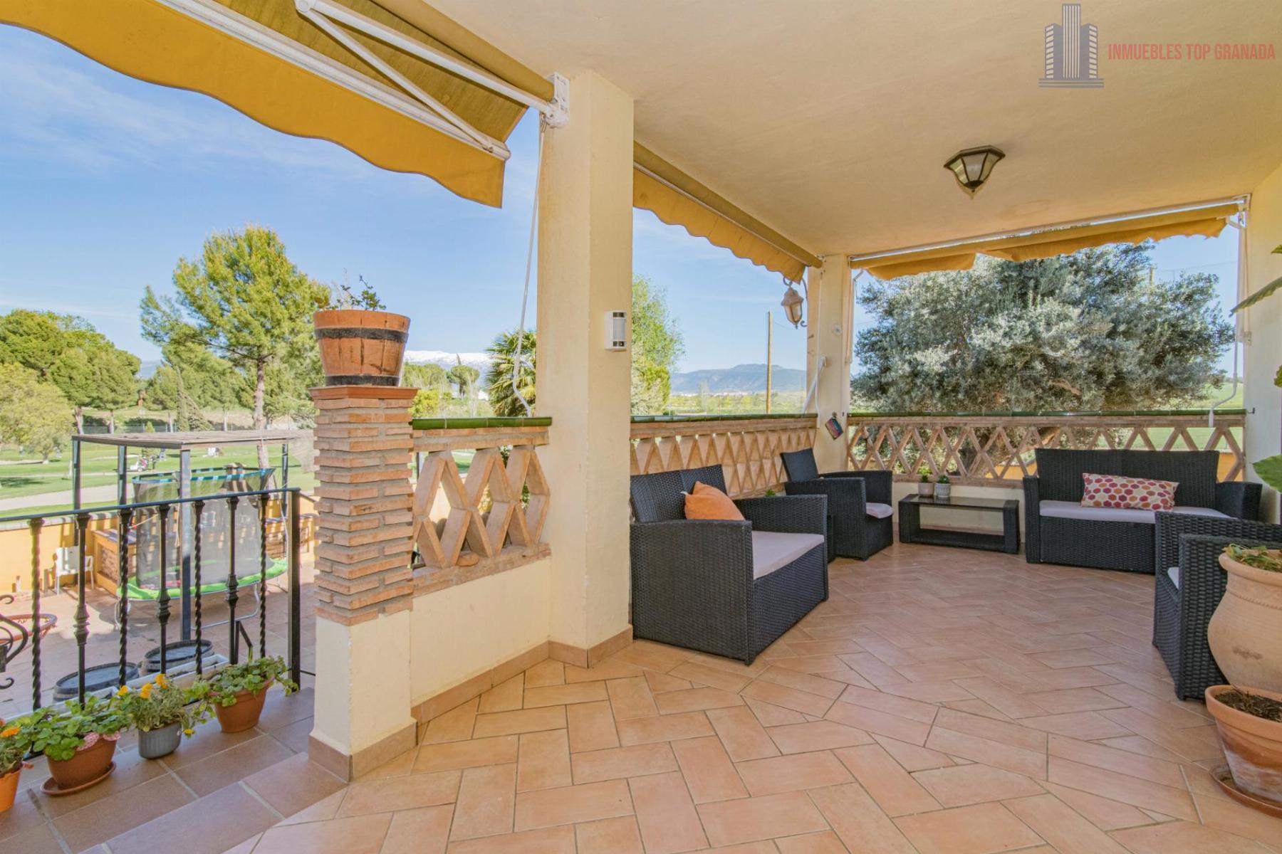 For sale of chalet in Las Gabias