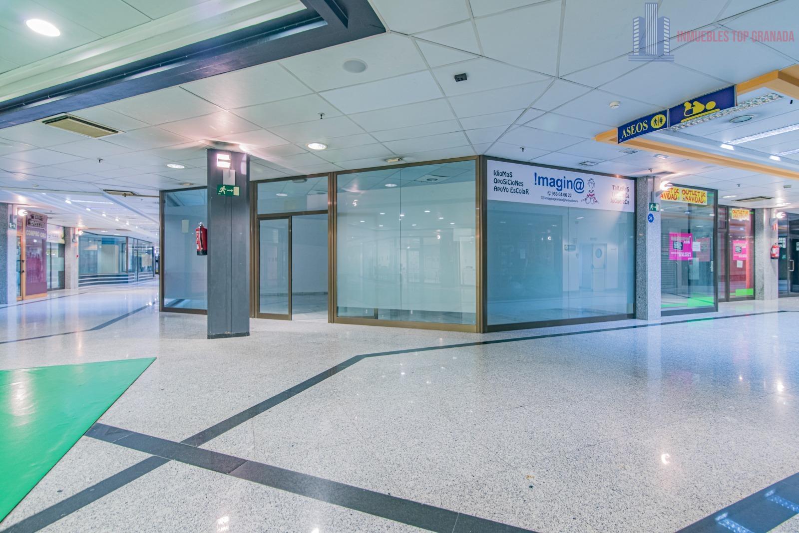 Venta de local comercial en Granada