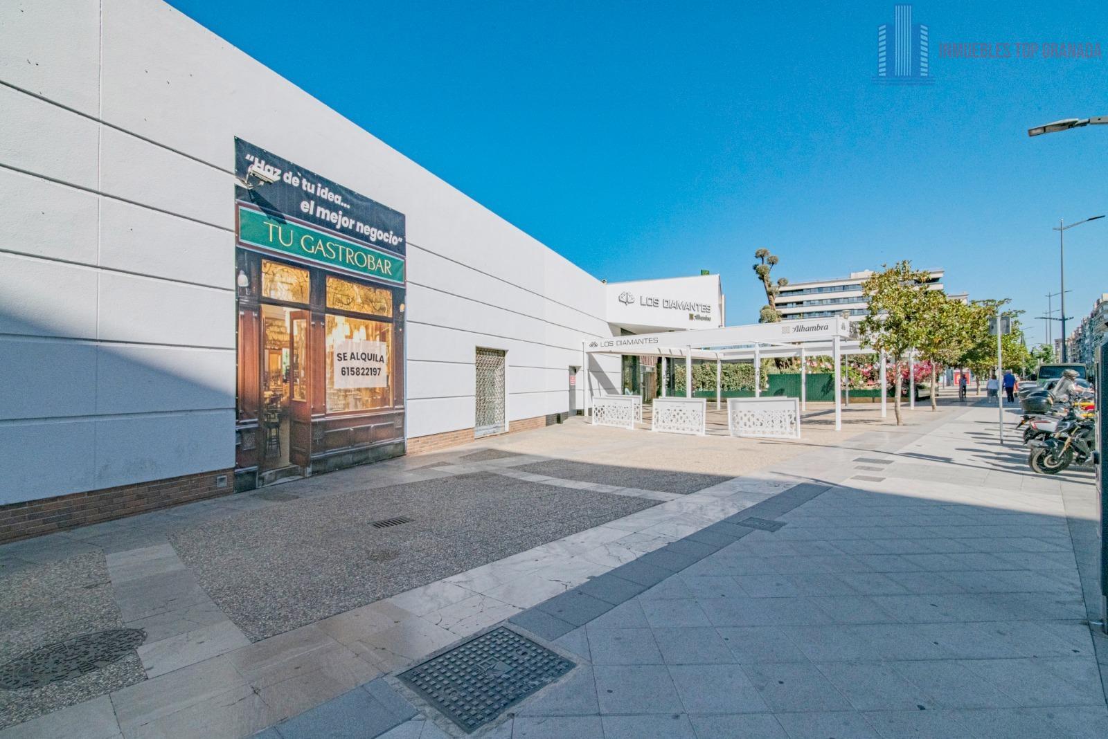 Venta de local comercial en Granada