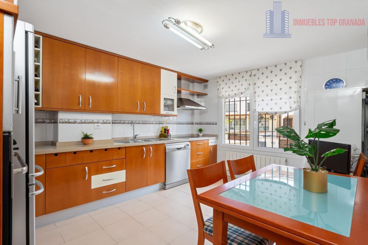 Venta de casa en Albolote