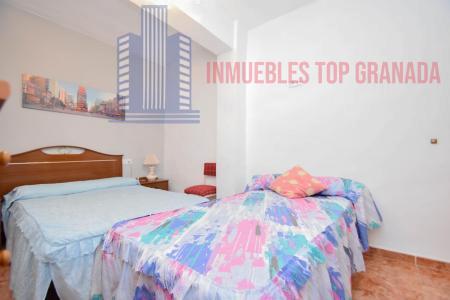 For sale of flat in Calahonda