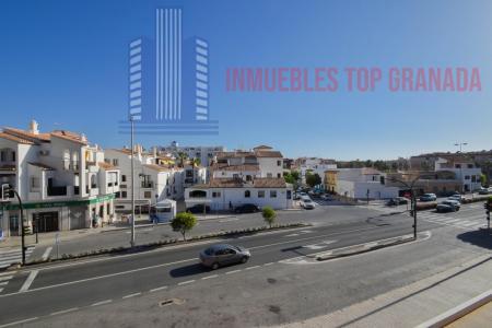 For sale of flat in Calahonda