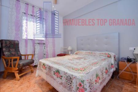 For sale of flat in Calahonda