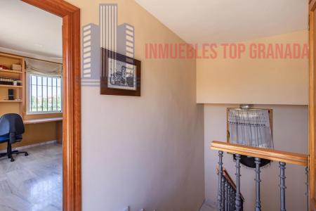Venta de chalet en Cájar