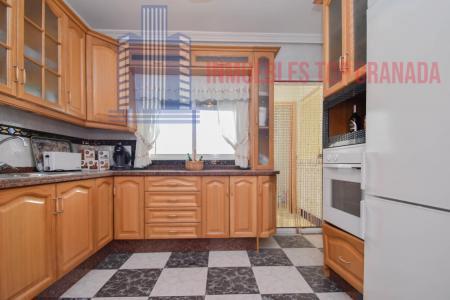 For sale of flat in Montefrío