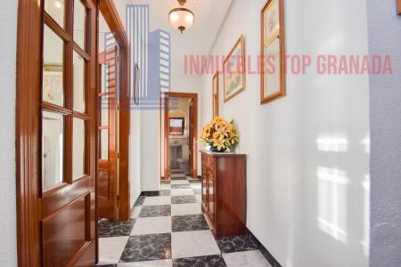 For sale of flat in Montefrío
