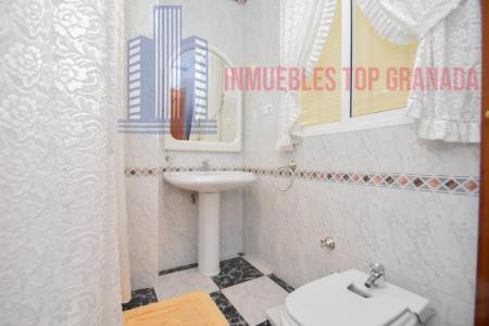 For sale of flat in Montefrío