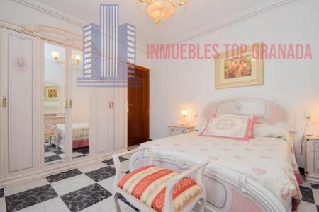For sale of flat in Montefrío
