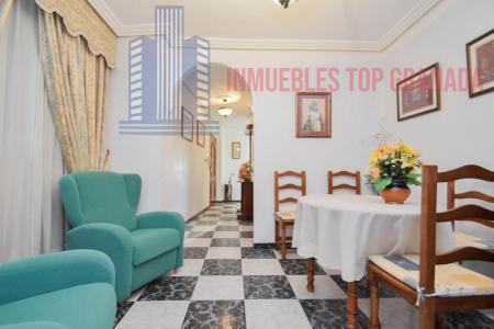 For sale of flat in Montefrío