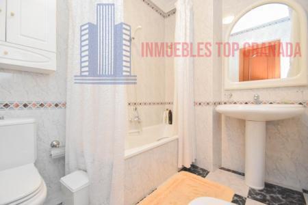 For sale of flat in Montefrío