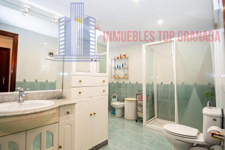 For sale of chalet in Ogíjares