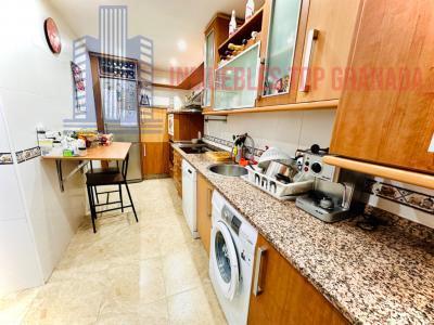 For sale of flat in Cúllar Vega