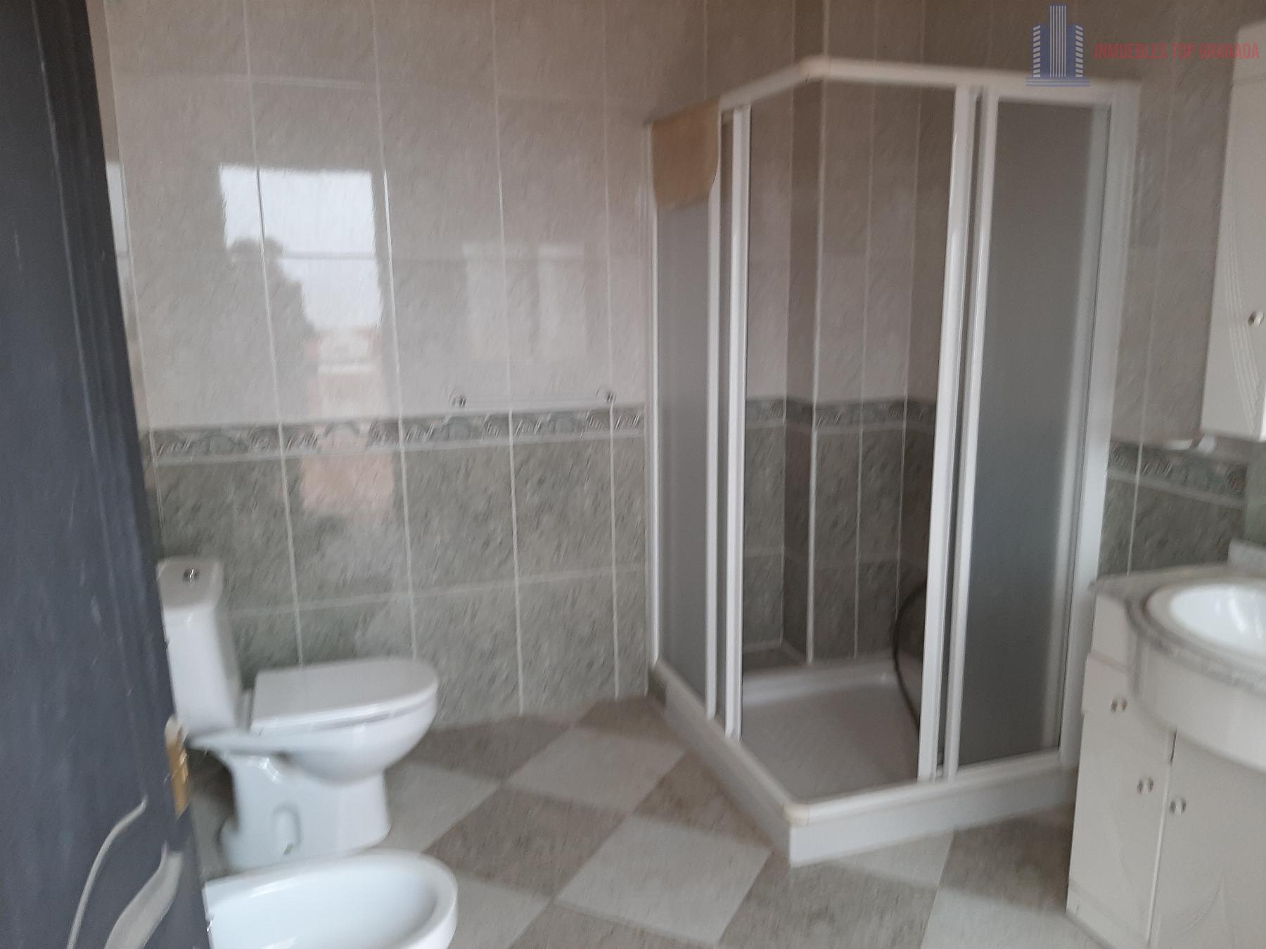 For sale of house in Chauchina