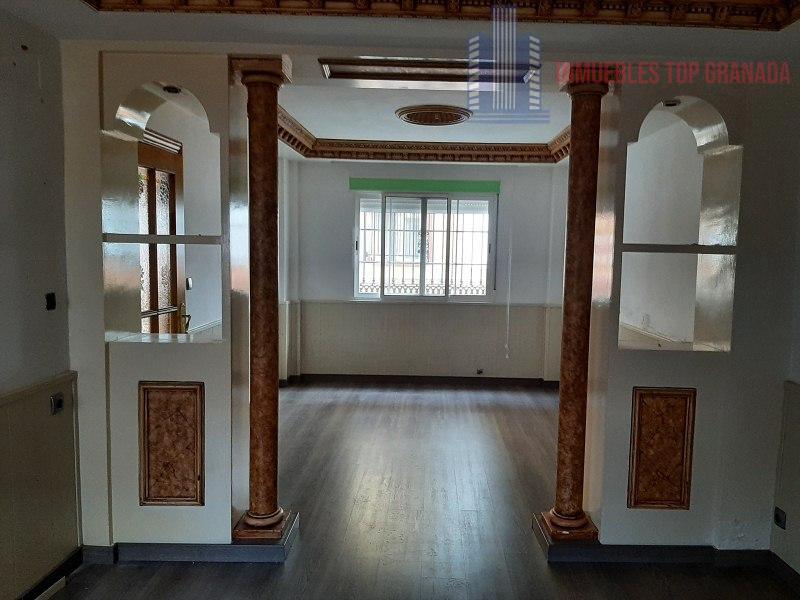 For sale of house in Chauchina