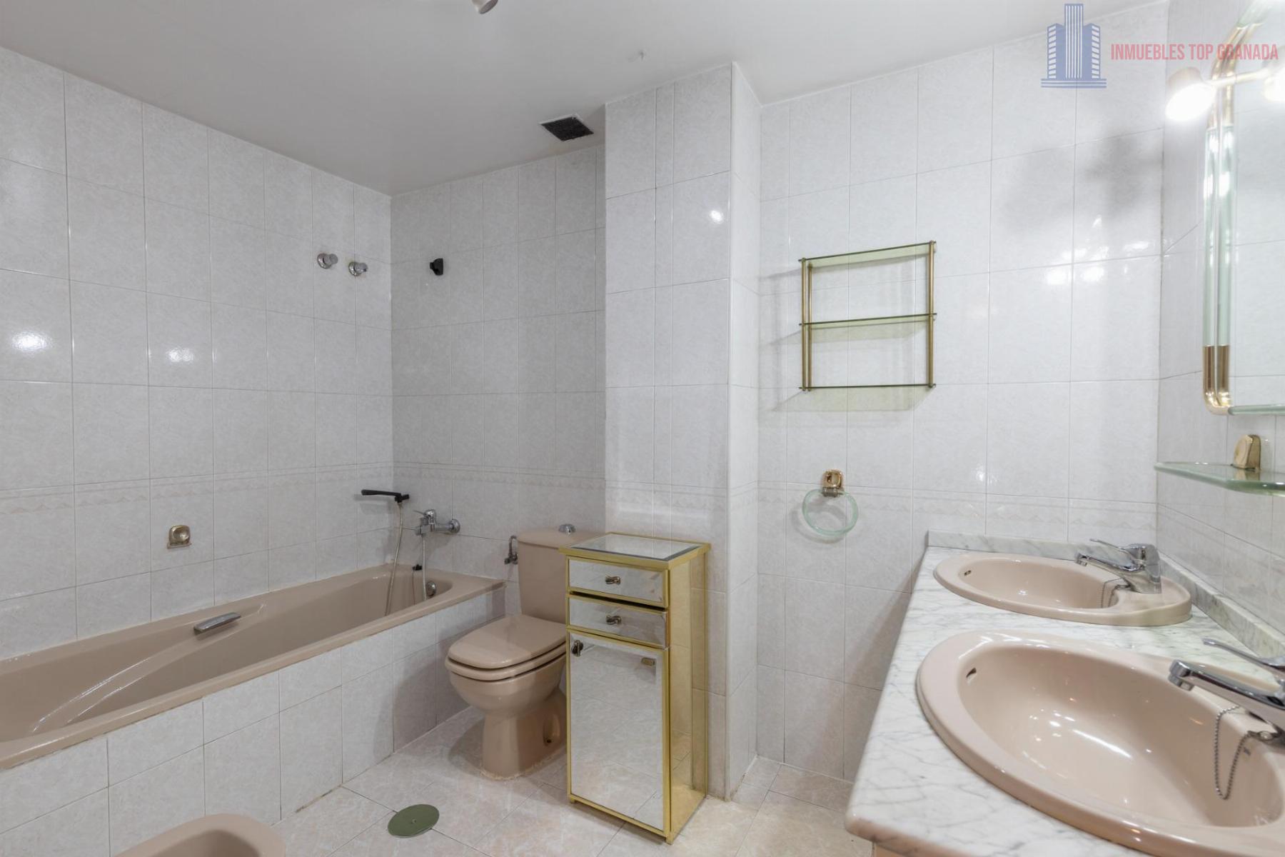 For sale of house in Maracena