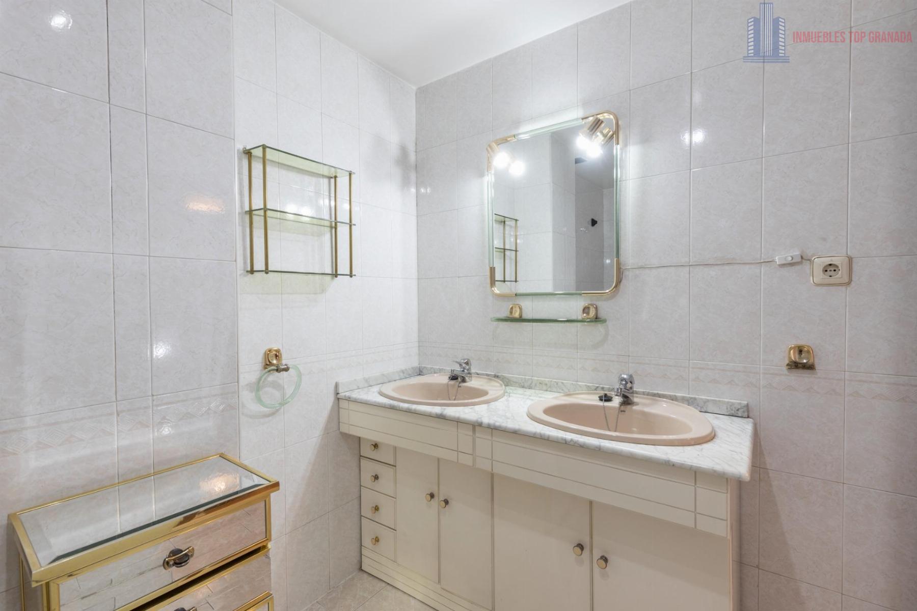 For sale of house in Maracena
