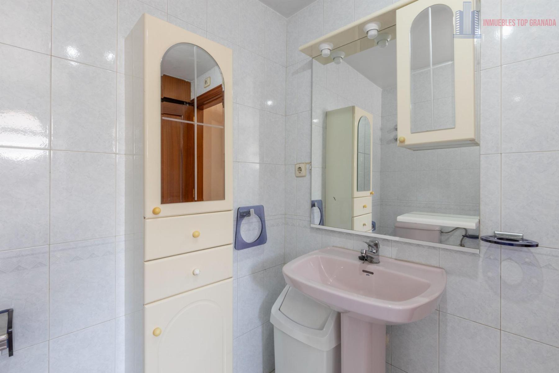 For sale of house in Maracena