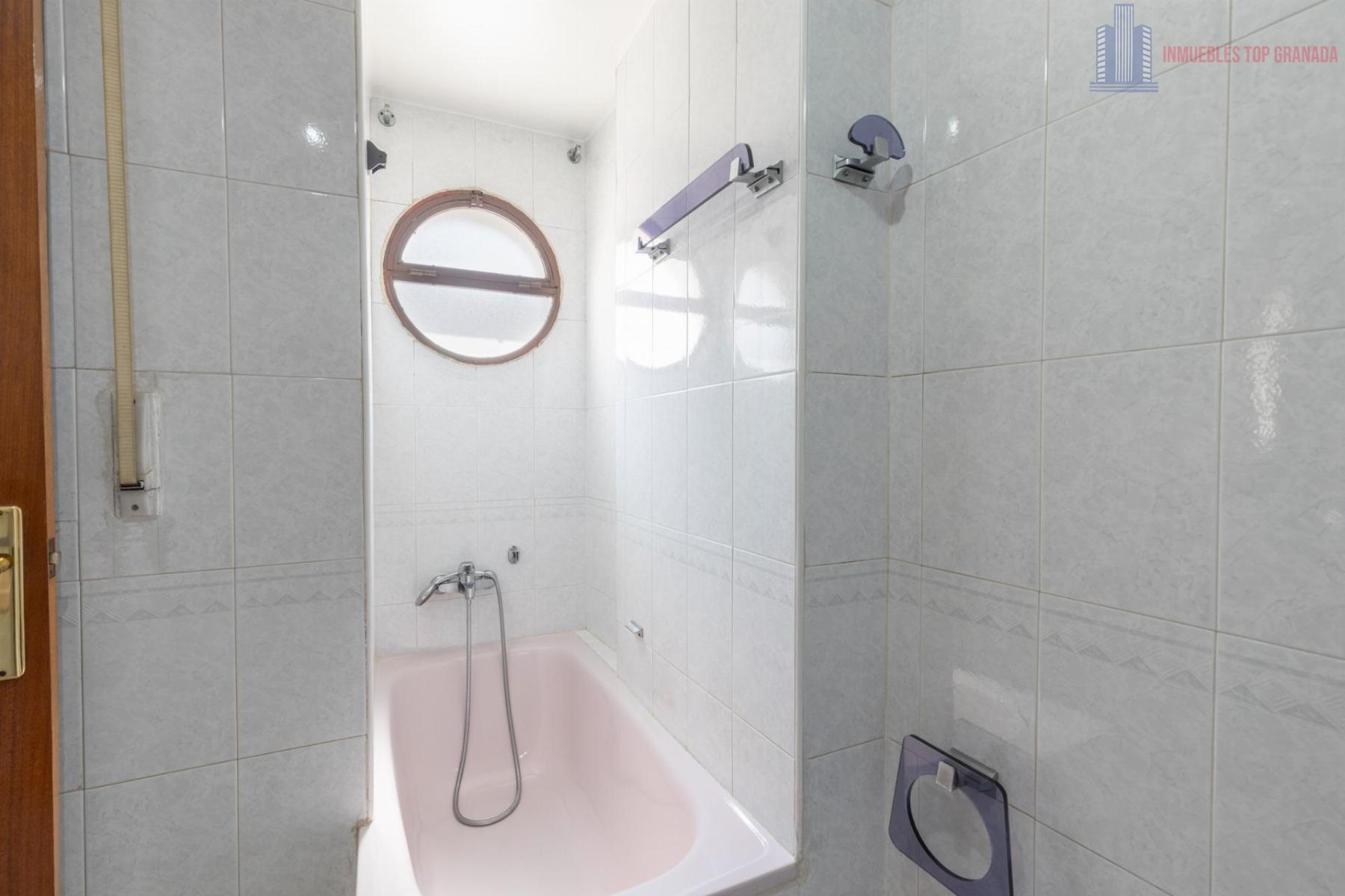 For sale of house in Maracena