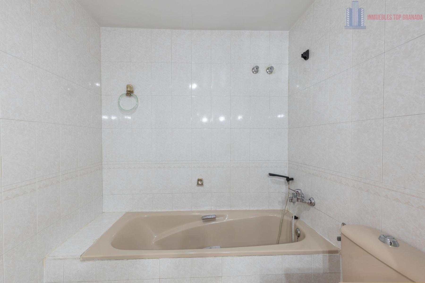 For sale of house in Maracena