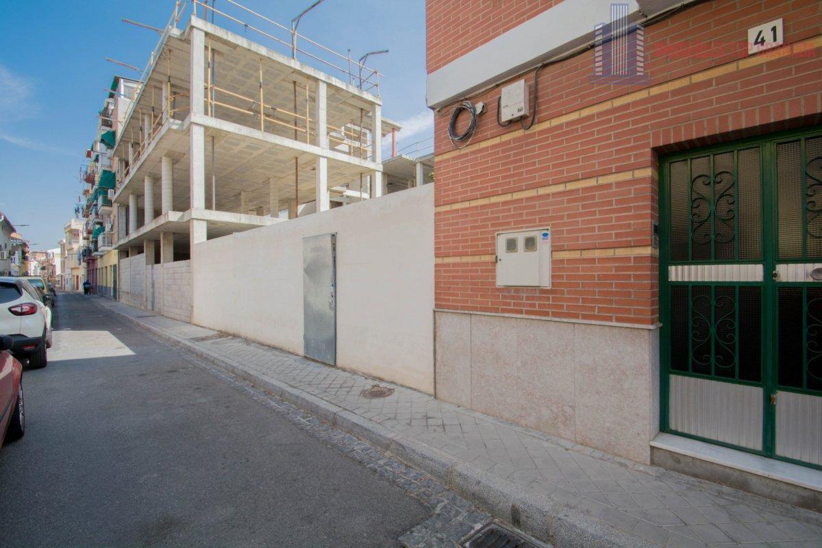 For sale of land in Granada