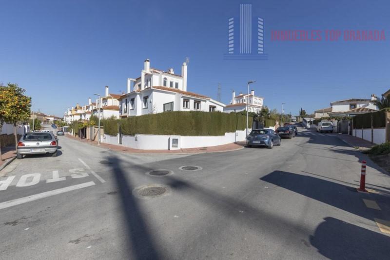 For sale of house in Peligros
