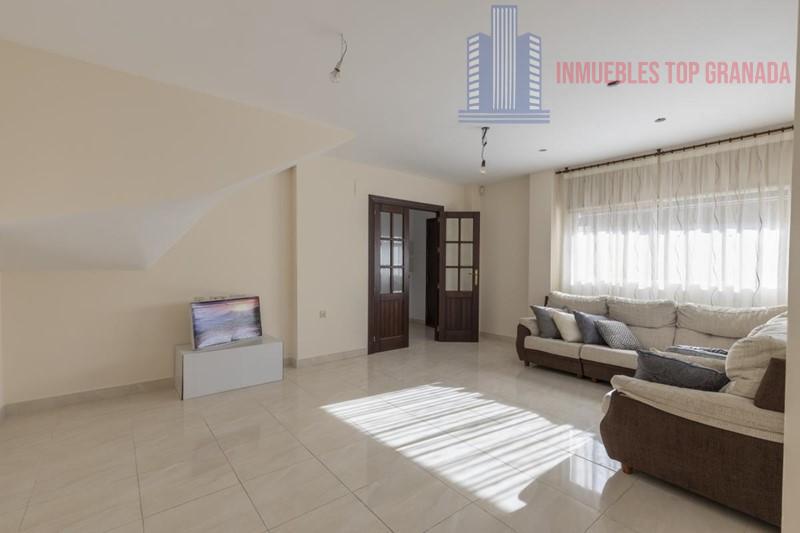 For sale of house in Peligros
