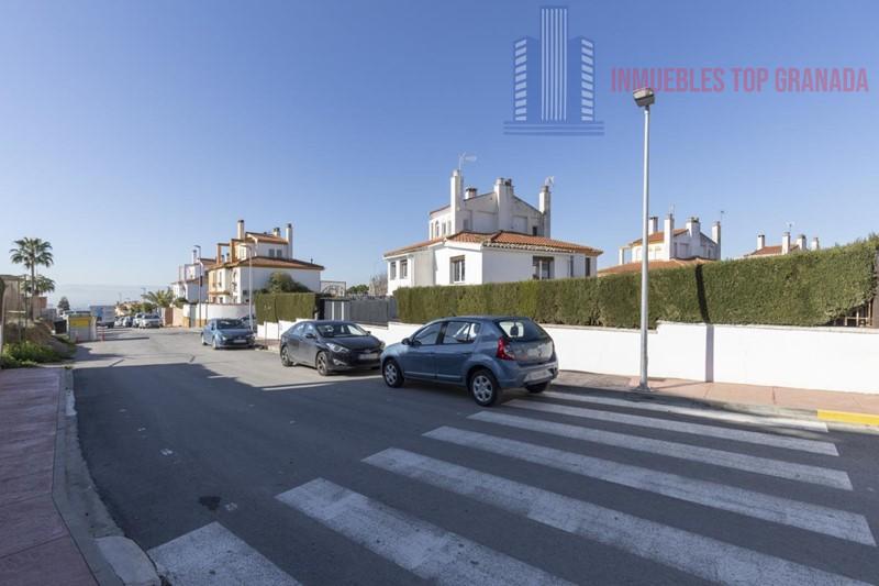 For sale of house in Peligros
