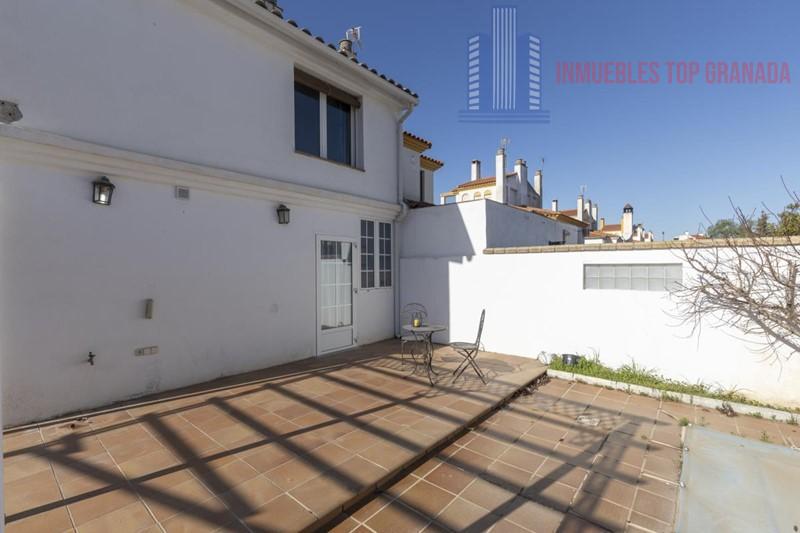For sale of house in Peligros