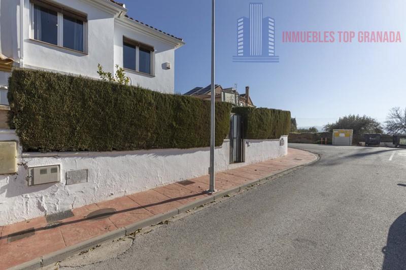 For sale of house in Peligros