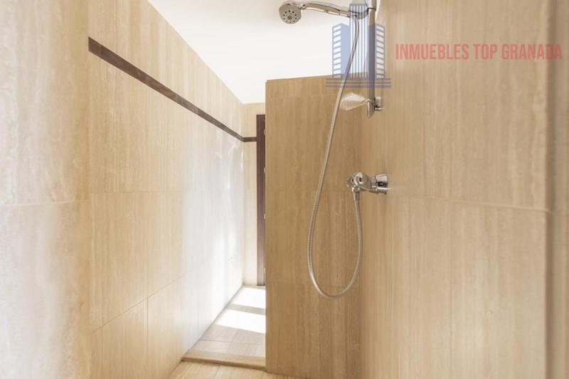 For sale of house in Peligros
