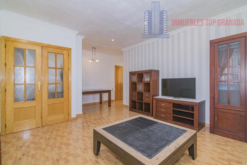 For sale of house in Las Gabias