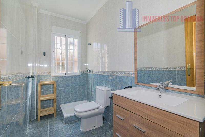 For sale of house in Las Gabias