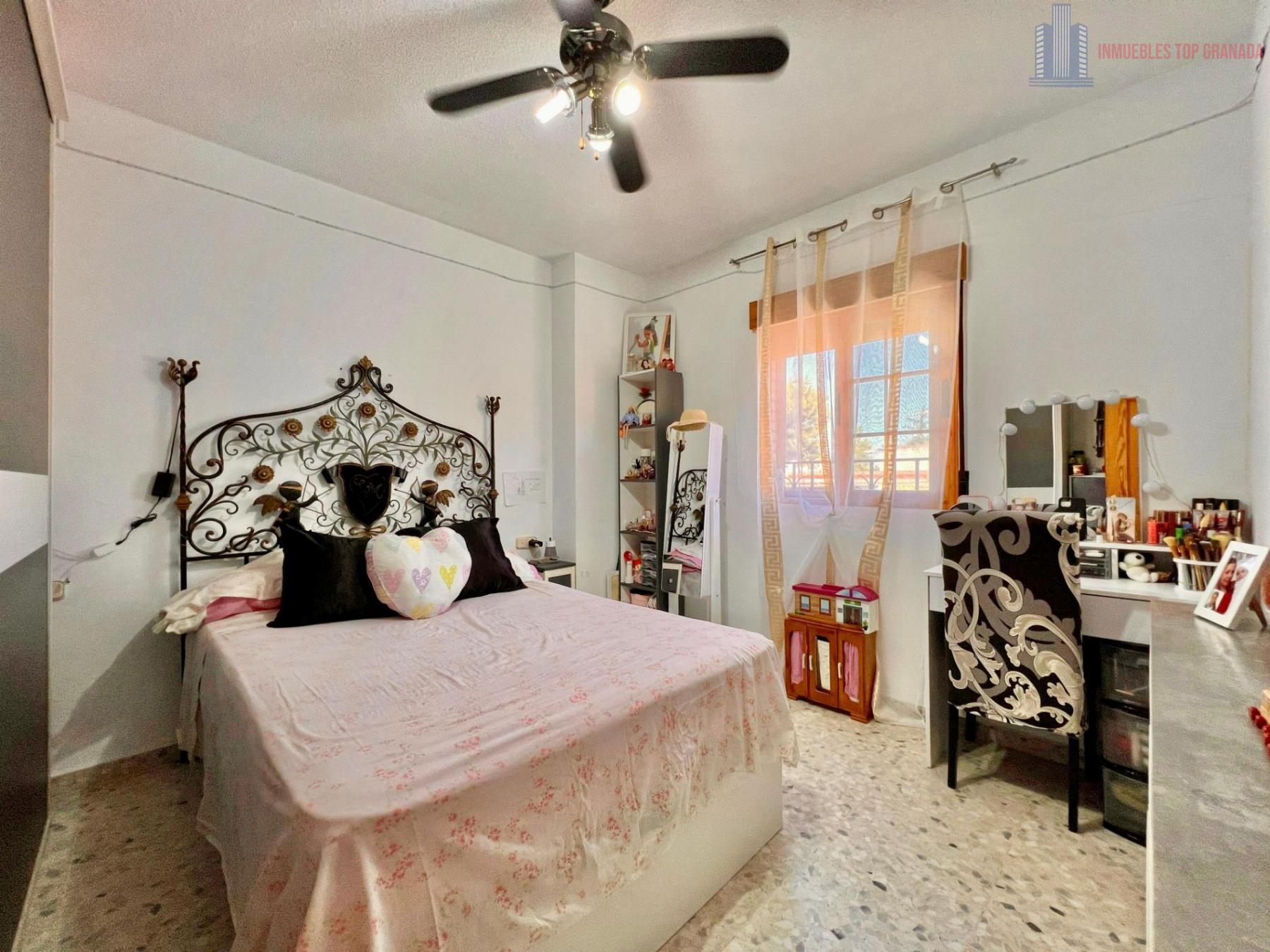 Venta de casa en Granada