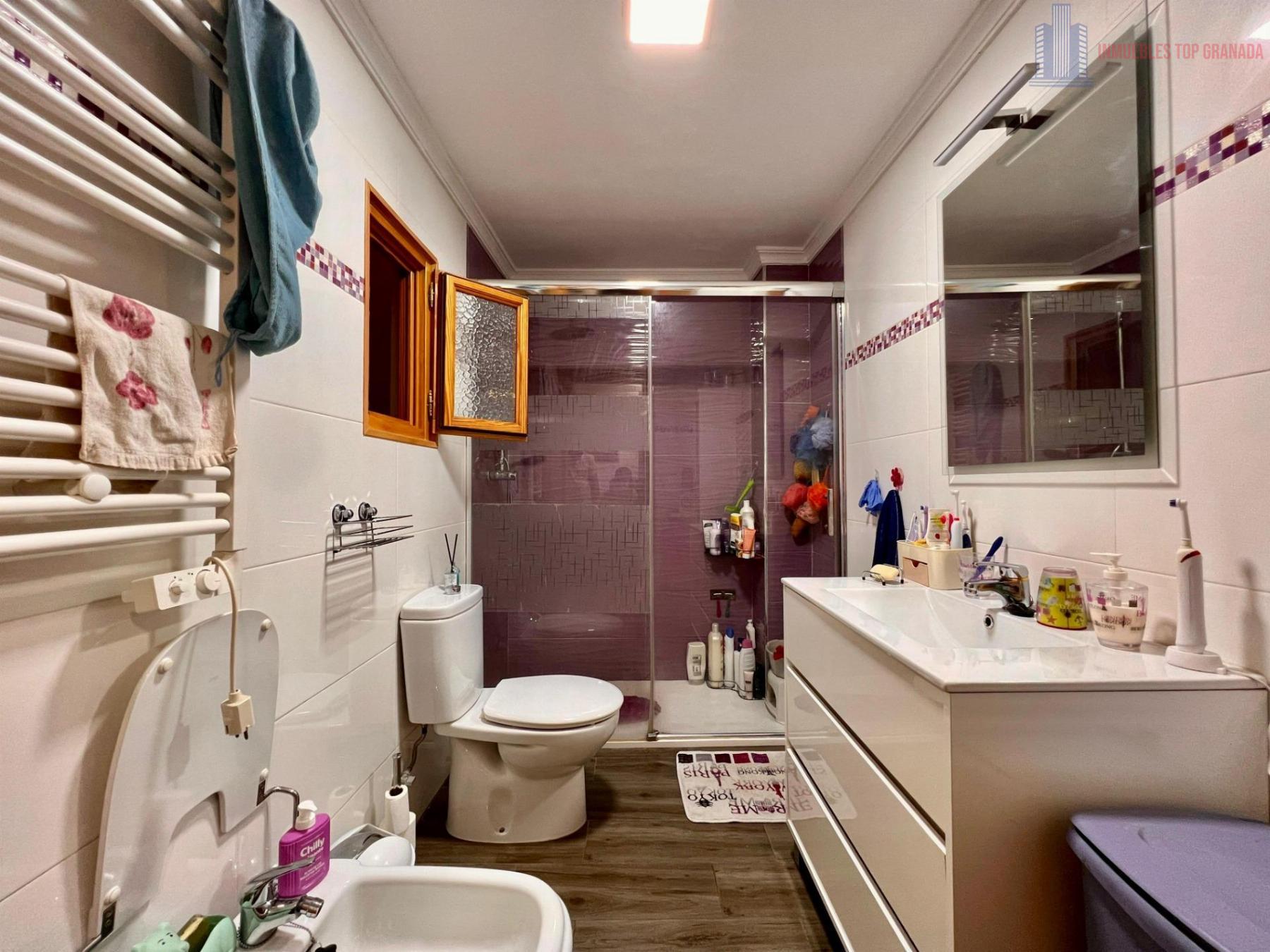 Venta de casa en Granada