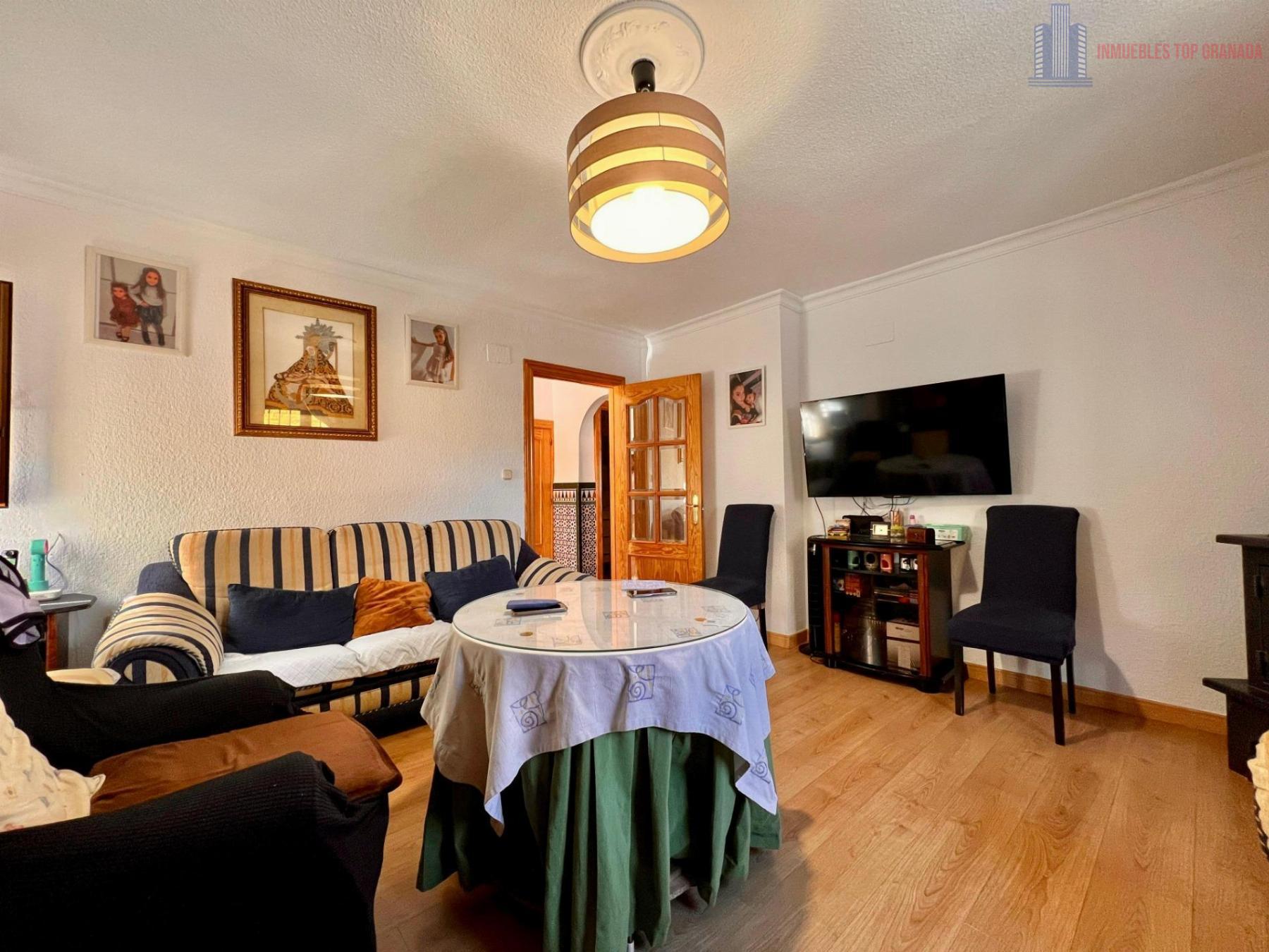 Venta de casa en Granada