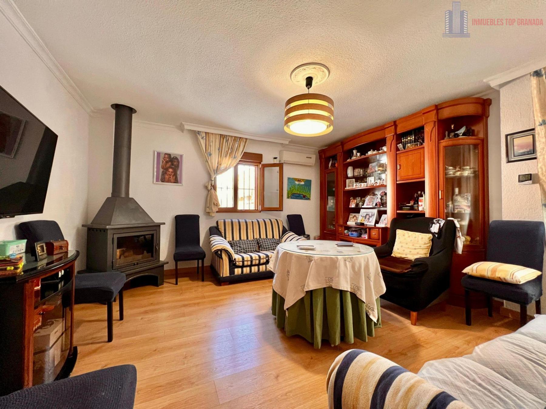 Venta de casa en Granada
