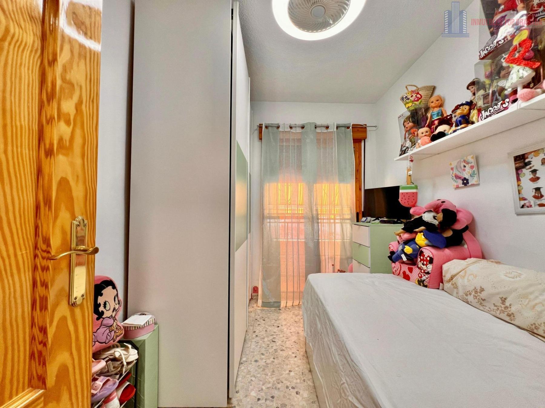 Venta de casa en Granada