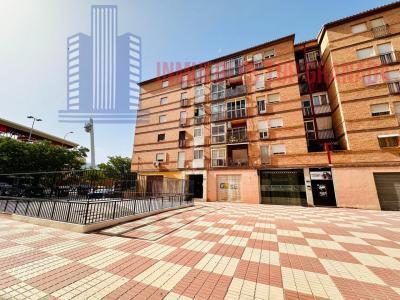 For sale of flat in Granada
