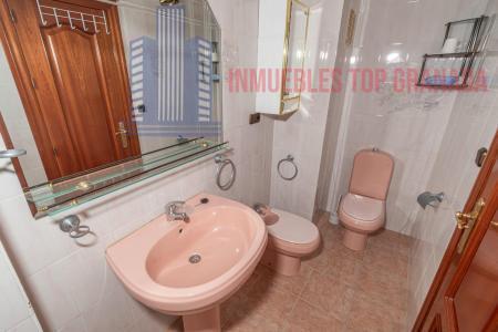 For sale of flat in Iznalloz