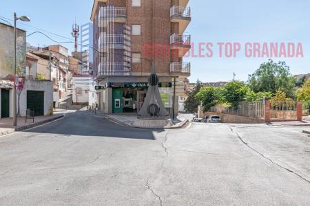 For sale of flat in Iznalloz