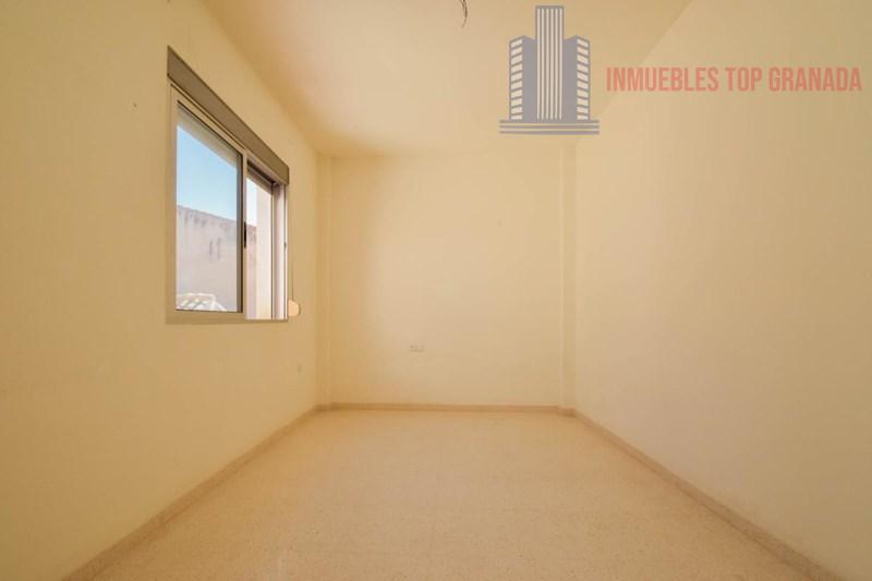 For sale of house in Otura