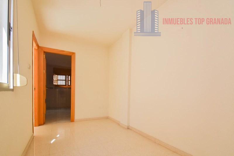 For sale of house in Otura
