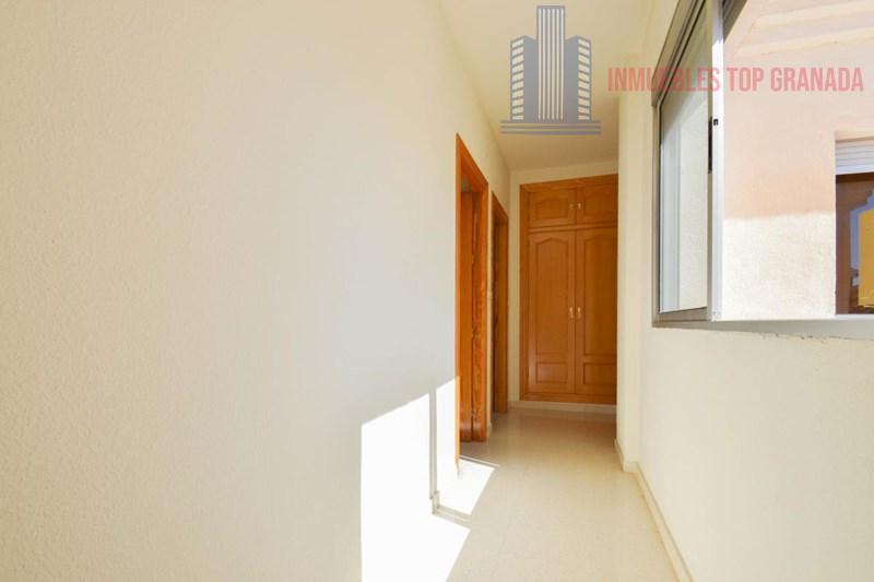 For sale of house in Otura