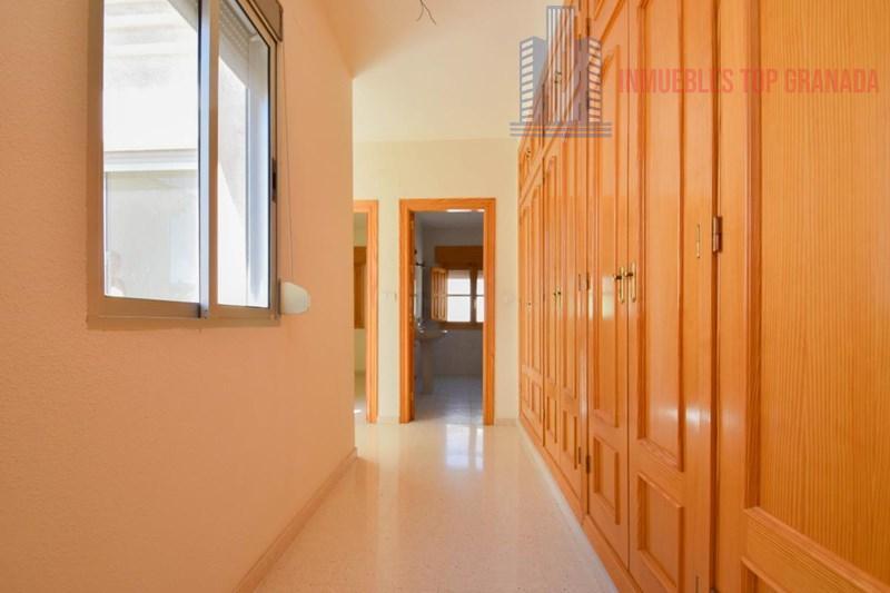 For sale of house in Otura