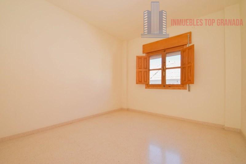 For sale of house in Otura