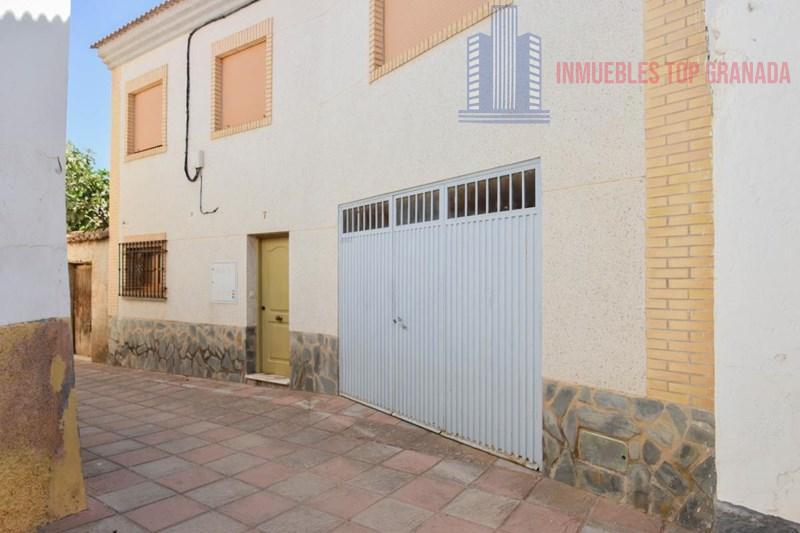 For sale of house in Otura