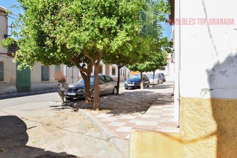 For sale of house in Otura
