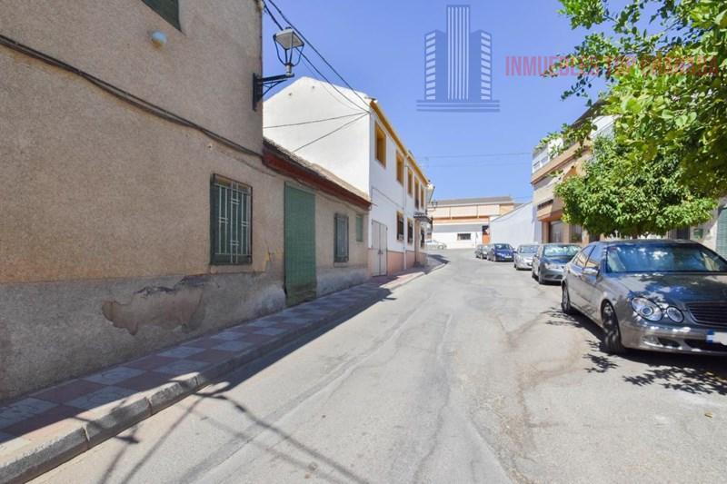 For sale of house in Otura